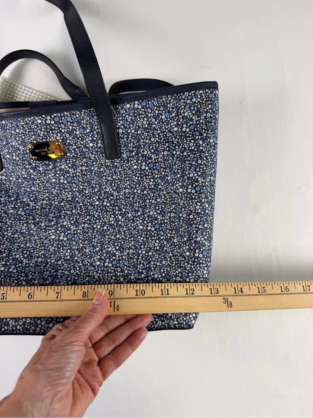 Michael Kors Blue Floral Tote - Perfect Size - excellent condition and quality